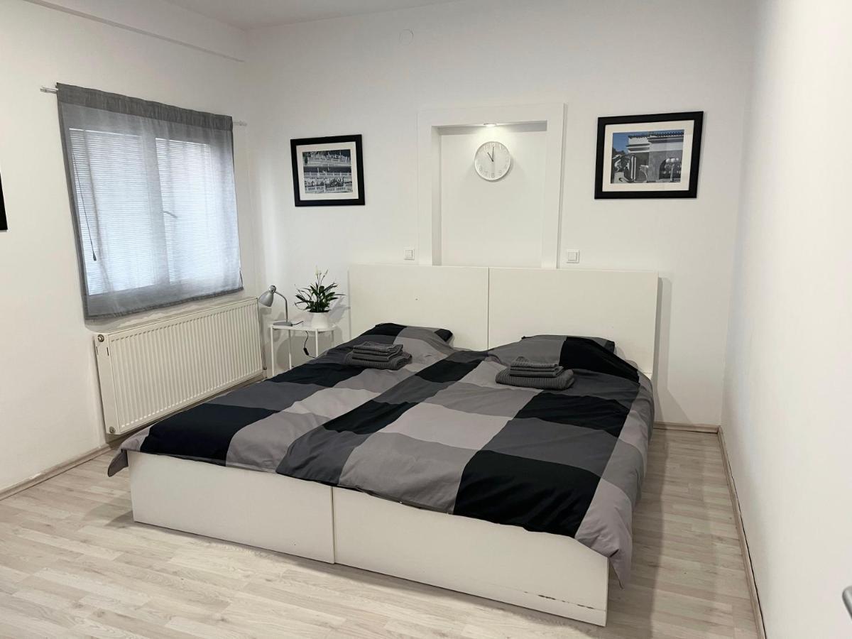 Renovated City Center Apt End Of Sept 23 Daire Ljubljana Dış mekan fotoğraf